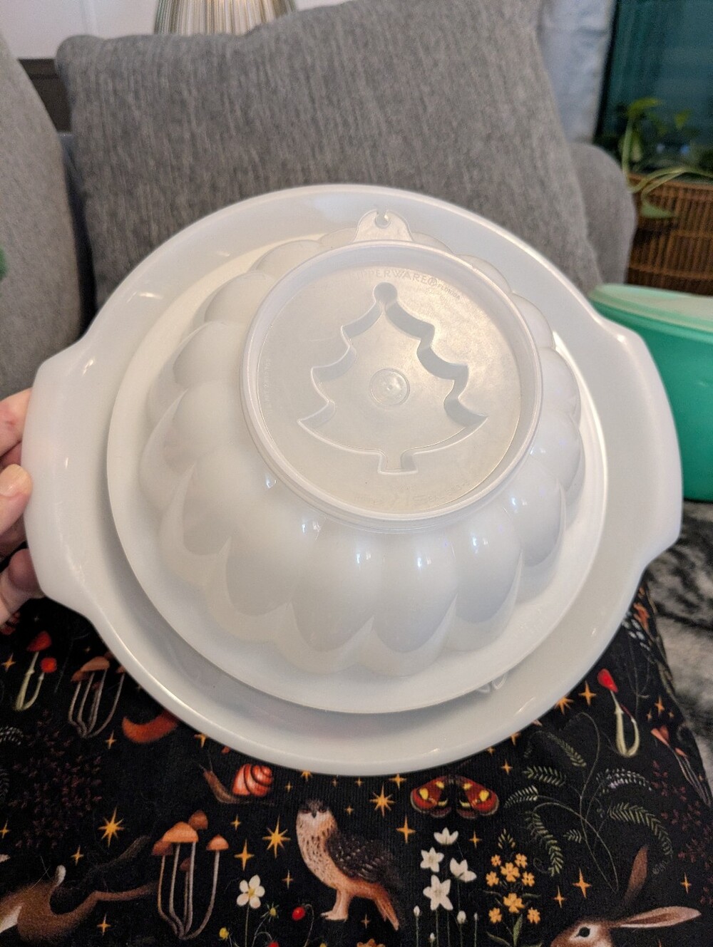 Vintage Tupperware Jel- N-Serve Jello Mold
